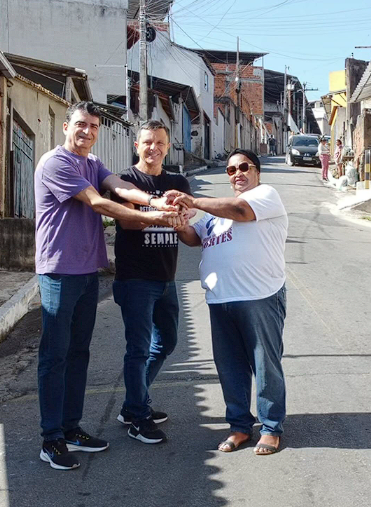 Capitão Vitor realiza visitas no bairro Bela Vista ao lado da pré-candidata a vereadora